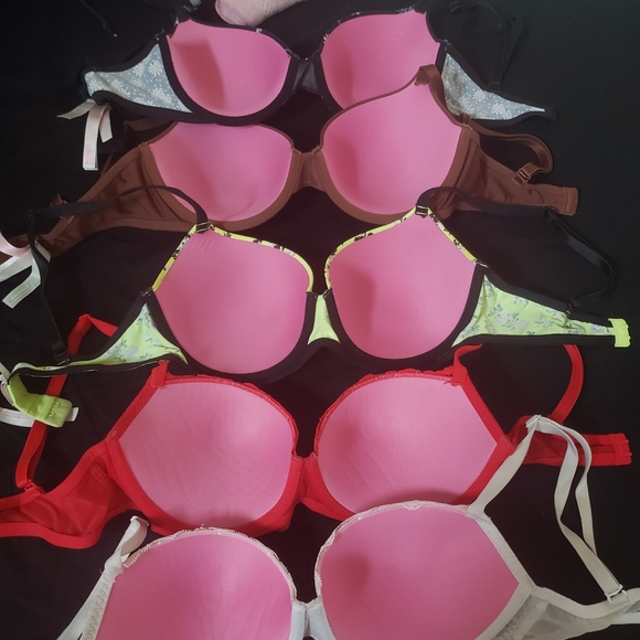Pink Bra - Picture 7 of 7